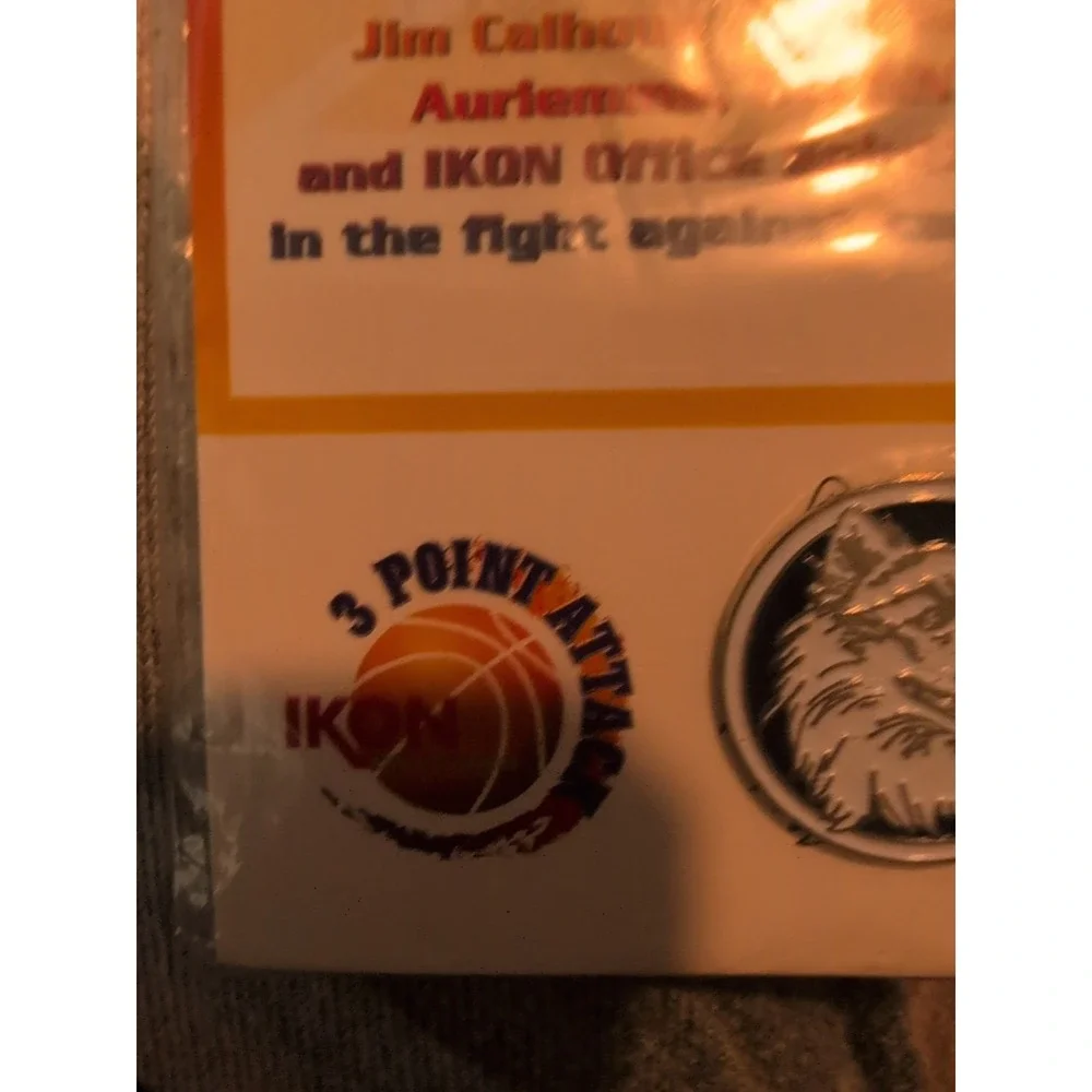 Ikon 3 Point Attack Coaches vs Cancer Vintage UConn Husky Pin